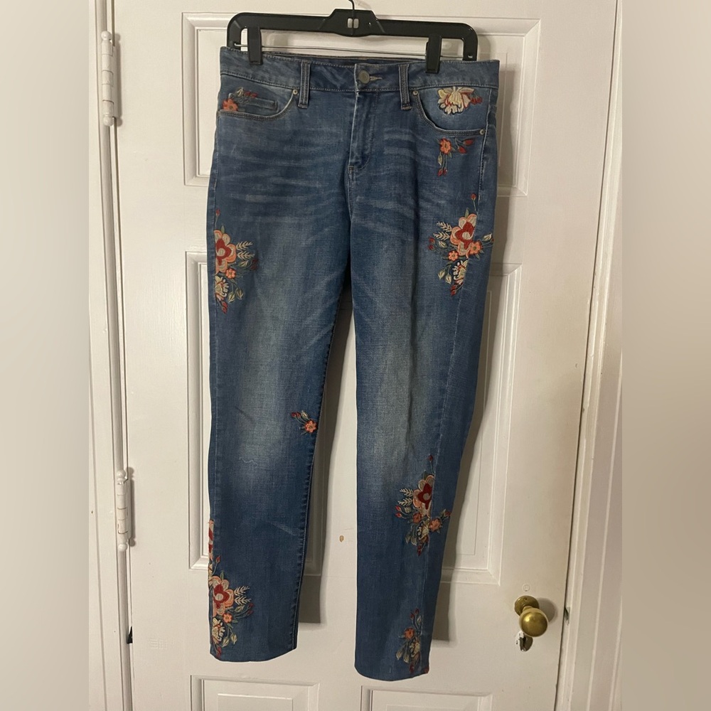Floral Embroidered Blue Jeans